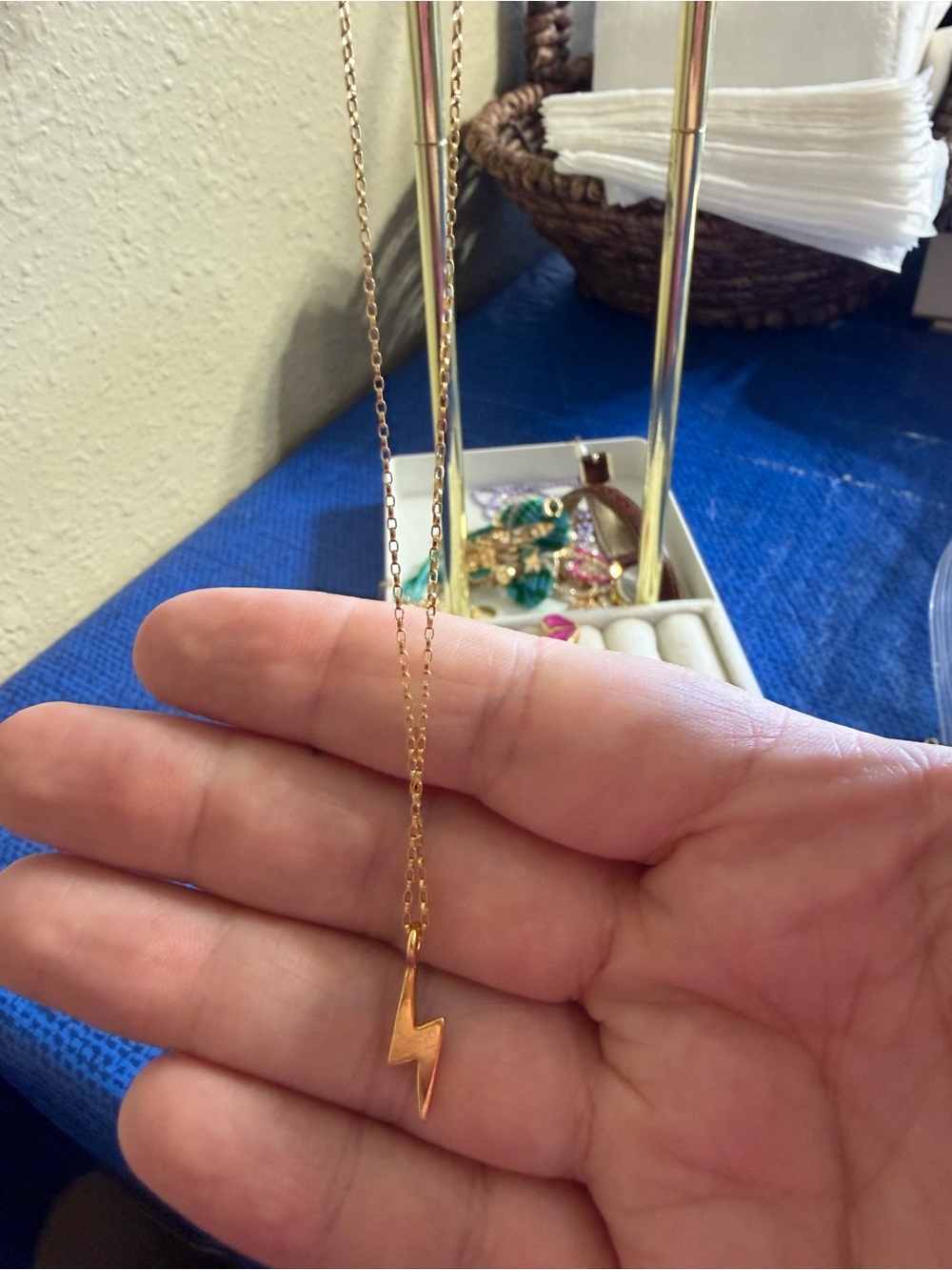 Delicate Gold Lightning Bolt Pendant Necklace - Women's Jewelry